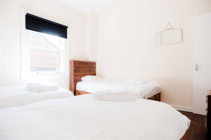 Le Bateau Aparthotel Liverpool